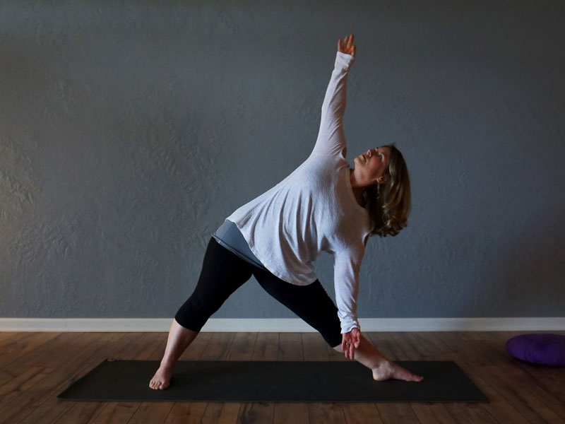 lady doing yoga